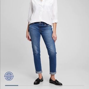 Gap mid rise girlfriend jeans